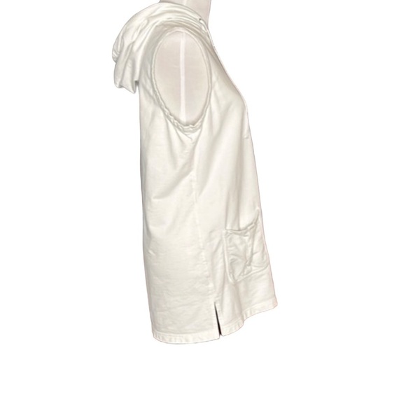 Croft & Barrow sleeveless zippered hoodie - Picture 2 of 5